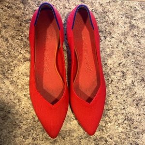 Gorgeous like new Rothy’s The Point size 9.5 in bright red.